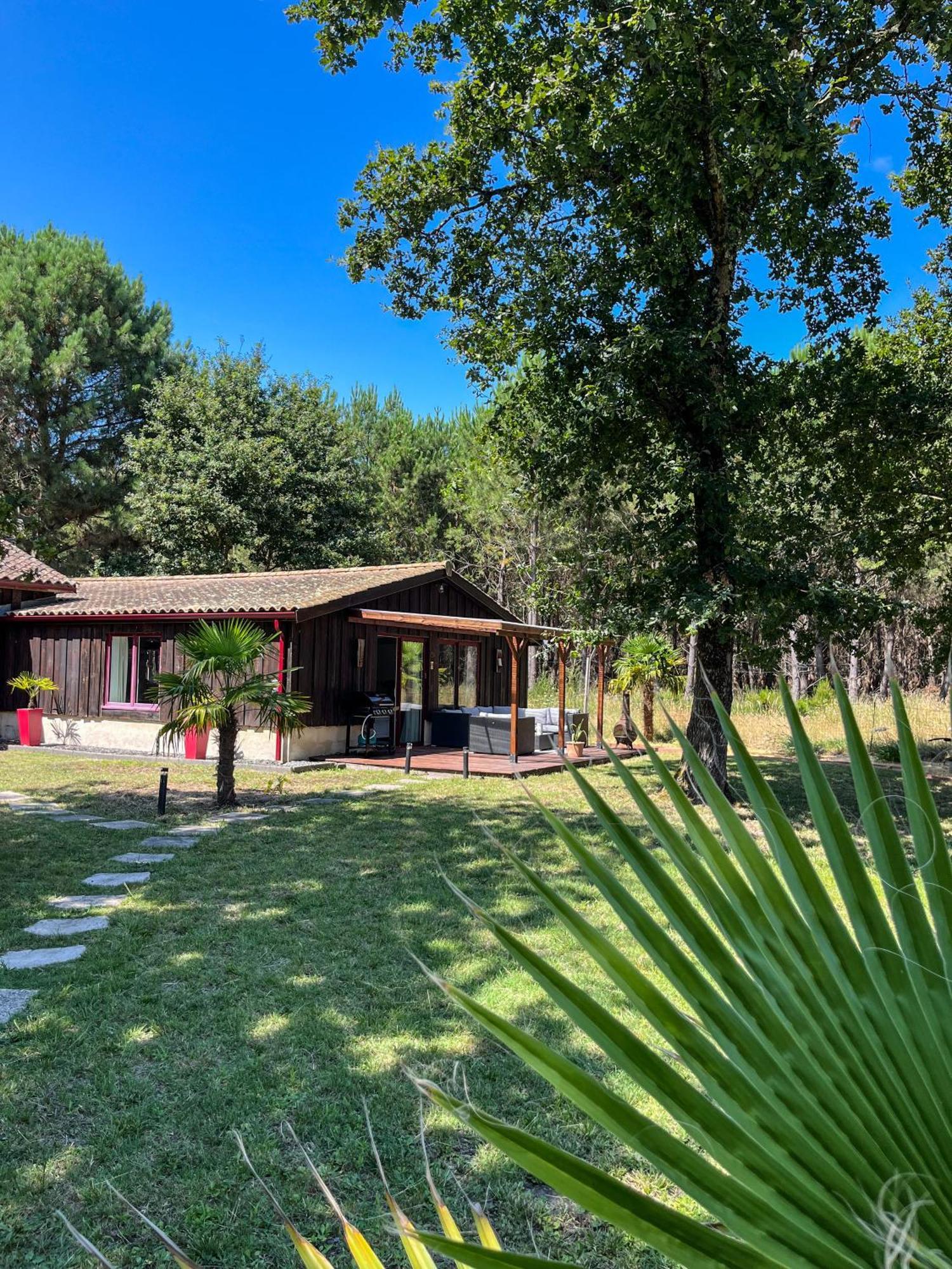 Hacienda De La Canopee Avec Piscine Chauffee Au Sel Hourtin Exterior foto